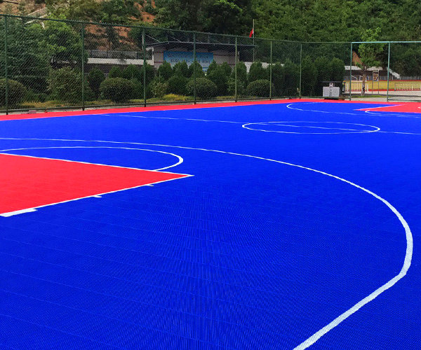張家港籃球場室外拚裝丝瓜视频在线观看免费